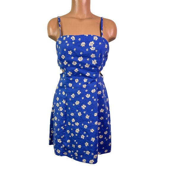 Zara Dresses & Skirts - ZARA Woman’s Linen Blend Spaghetti Strap Blue Floral Dress medium